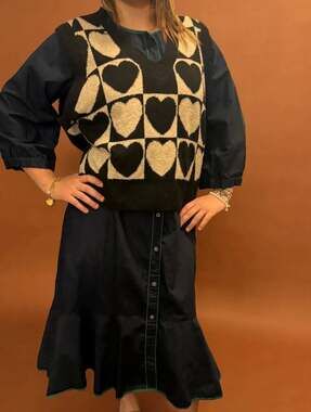 Streetwear Society Sweater Vest Size XL Black White Heart Pattern V-Neck